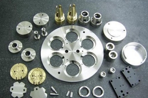 熱噴涂廠家?guī)懔私鉄釃娡康募夹g(shù)特點